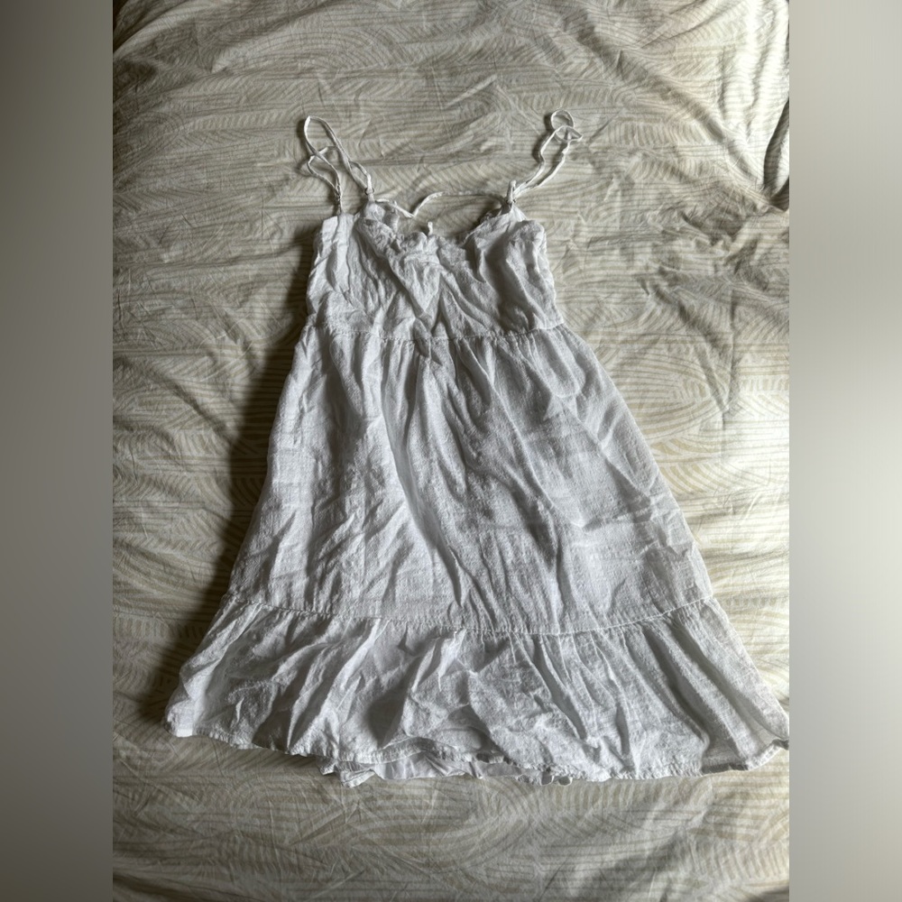 Little white dress 🕊️